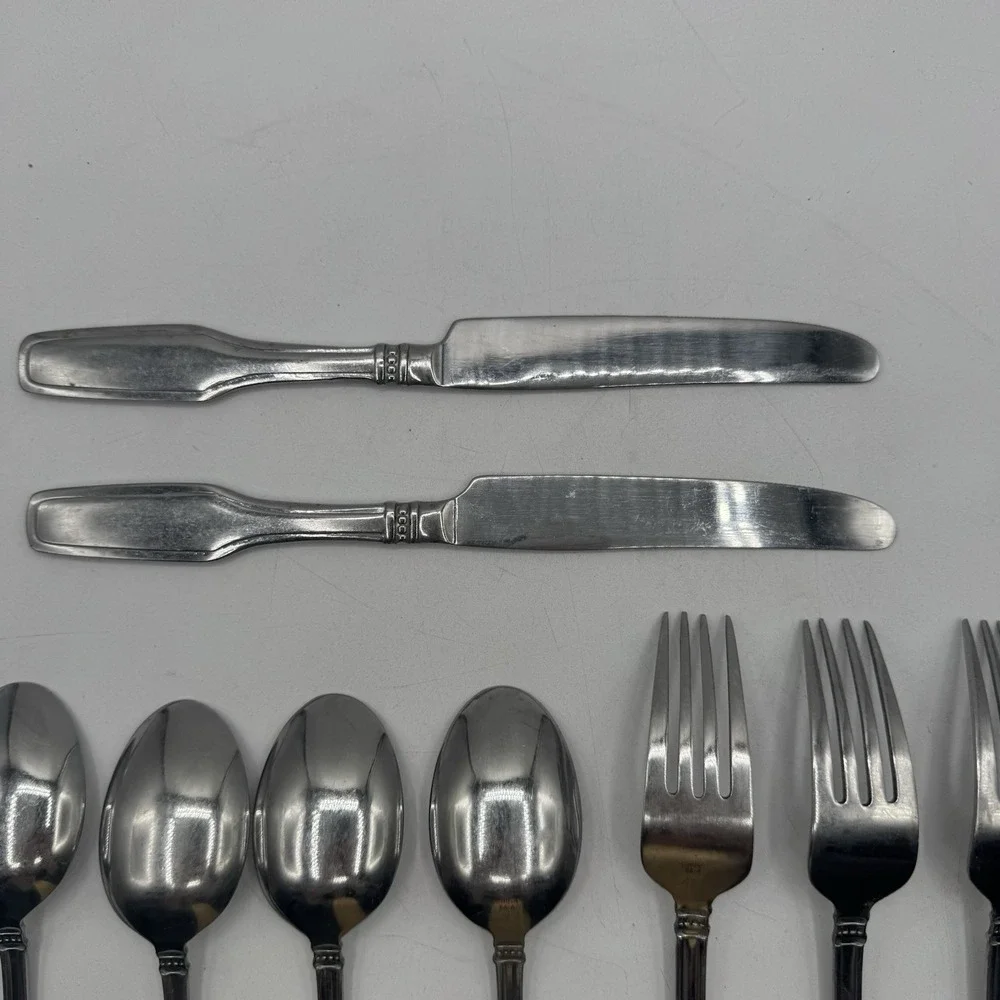 ONEIDA Stainless Flatware Replacement Lot Of 9 Vtg DANFORTH Spoon Forks Knives